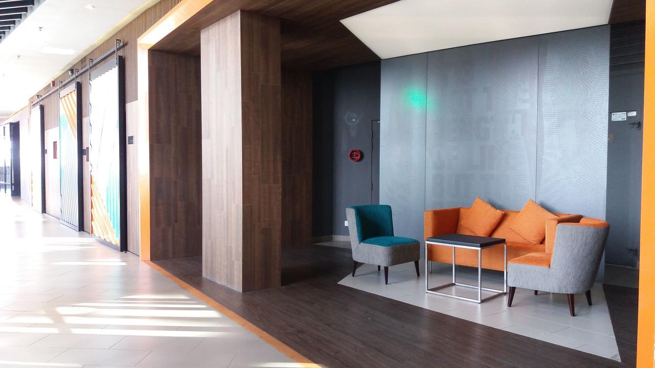 A Suites - Atria Sofo Suites Petaling Jaya Exterior photo